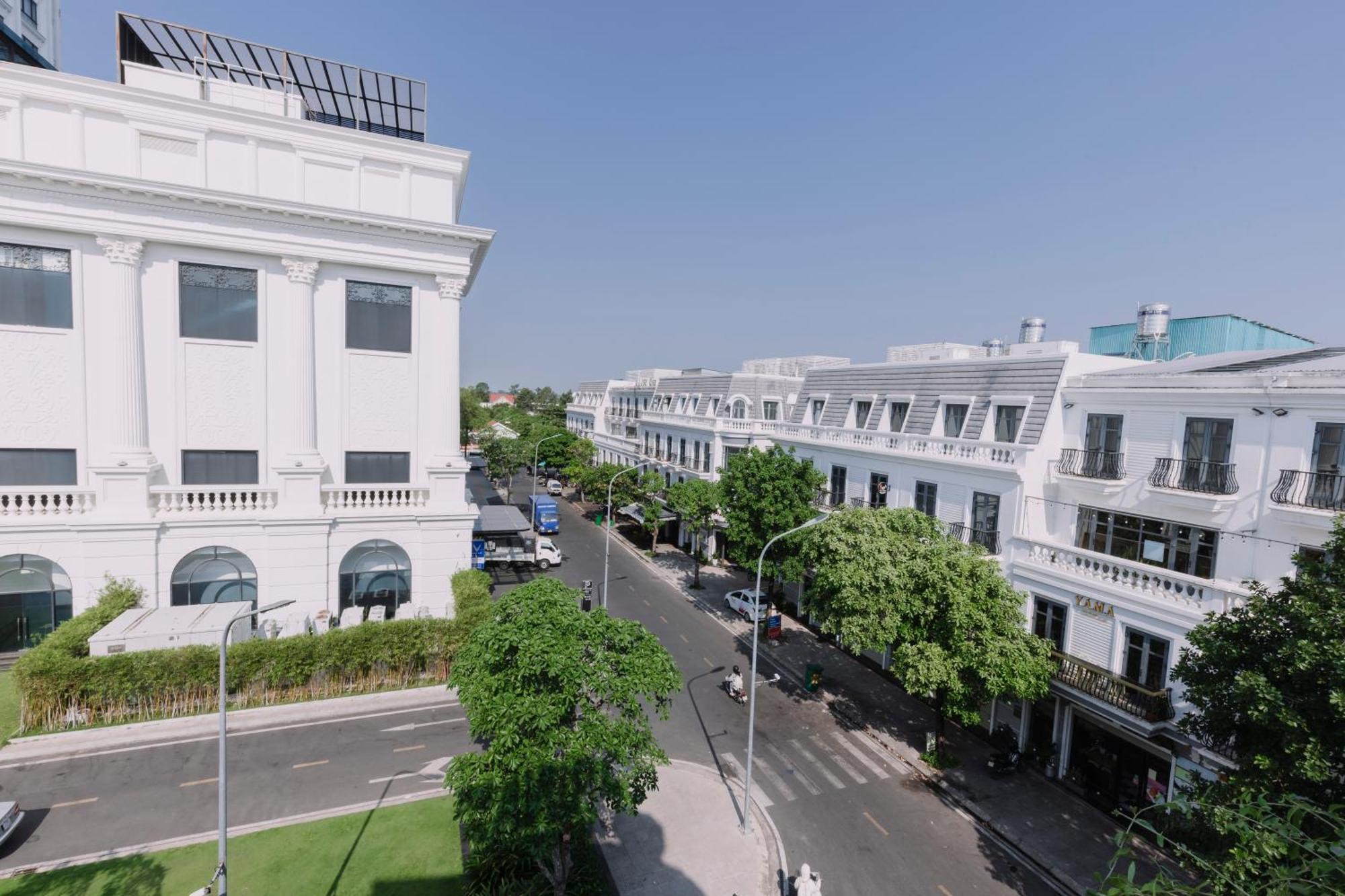 Arina Luxury Hotel - Vincom Tay Ninh Exterior photo